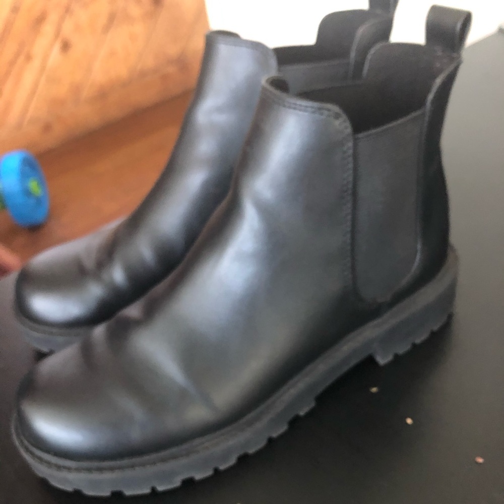 Black slip on boots